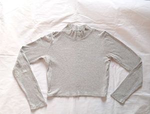 Ribbed Mock Neck Cropped Top