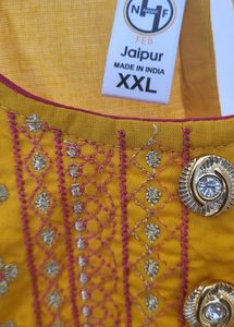 XXL TOPS / TUNICS FOR WOMEN