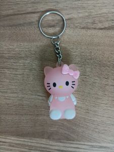 HELLO KITTY &amp; BARBIE KEYCHAIN SET