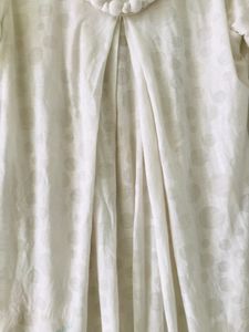 A White High Low Casual Wear Top