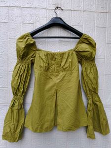 New with tag Korean Puff Sleeve Square Neck Top