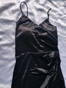 Cocktail Padded Satin Black Dress 🖤