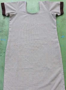 Elegant Striped Kurta Set (Kurti+pant)