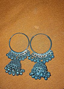 Stunning Blue Stone &amp; Pearl Dangle Earrings