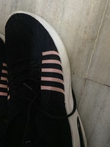 Comfortable Black Knit Sneakers