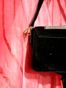 Velvet Black Sling Bag 😍