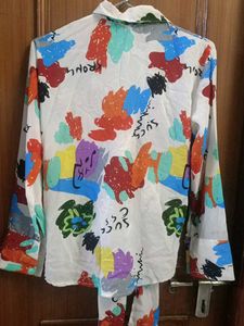 Colorful Abstract Print Tie-Front/Back Shirt