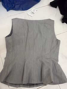 S and M sizes-Elegant Grey Peplum Top