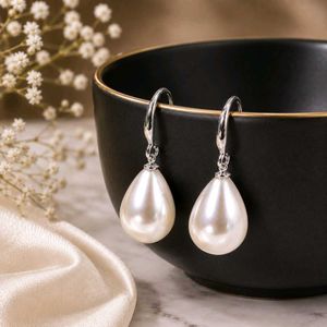 Elegant Teardrop Pearl Drop Earrings