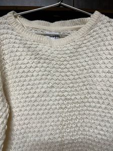 Cream Knit Sweater🥰🥰