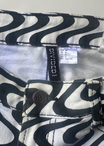 Wide Twill Trouser