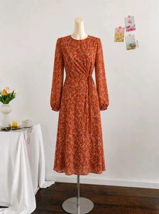 Chic Floral Print Midi Dress
