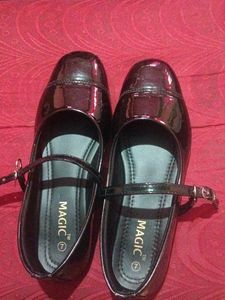 Girls' Black Patent Mary Janes