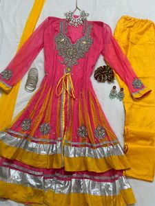 Beautiful Pink &amp; Yellow Pakistani Dress