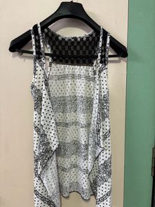 Asymmetrical Shrug