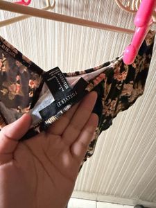 Forever 21 Floral Print Top