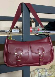 Chic Red Shoulder Bag