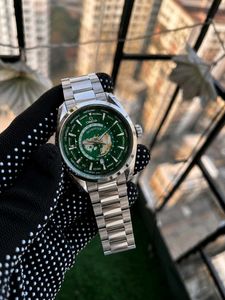 OMEGA Seamaster Worldtimer green Dial  Watch