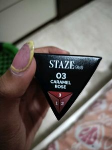 Staze Love Tri-Angle 3-in-1 Lipstick