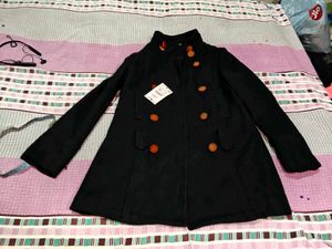 Stylish Black wintercoat short