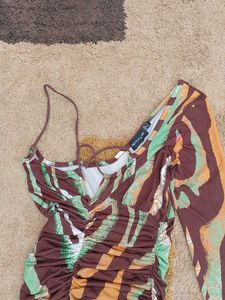 Ruched One-Sleeve Print Mini Dress