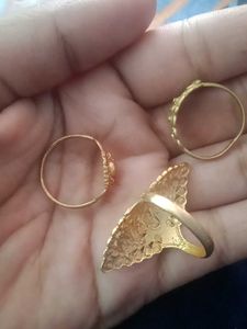 Set of 3 Gold-Tone Rings