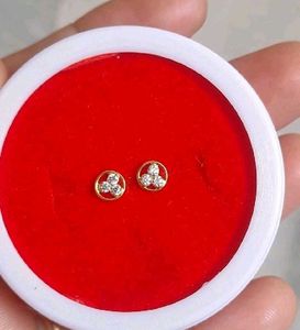 beautiful new Stud Earrings Set