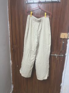 zara loose fitting darted trousers