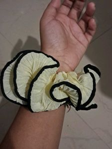 Cream Flower Scrunchie