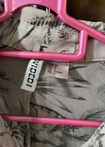 H&amp;M Abstract Print Long Sleeve Top