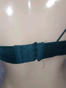 (1300)Green Velvet Bralette