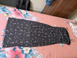Elegant Black Floral Midi Dress 🌺🌸🌷