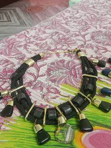 Chic Black &amp; Blue Statement Necklace Set