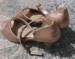 Sandals/Heels