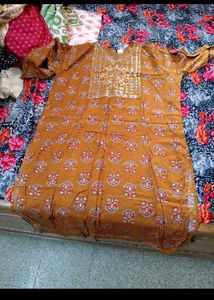 Printed Kurta with Embroidered Yoke
