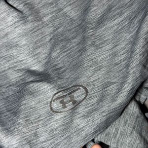 Under Armour Long Sleeve T-Shirt
