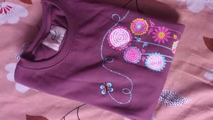 Floral Printed Maroon Sweatshirt – XL