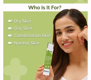 The Derma Co Ceramide + HA Intense Moisturizer wit