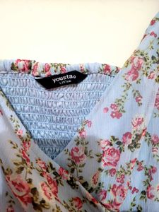 New Unused Blue Floral Puff Sleeve Wrap Top | L
