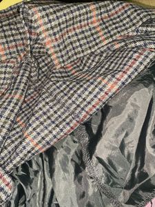knee length skirt