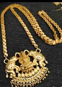 *Shimmering Charming Women Necklaces &amp; Chains*