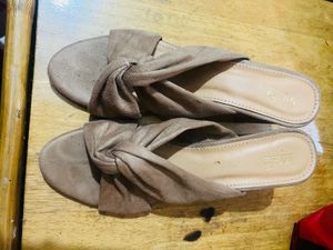 INC.5 Twist Front Mules