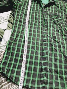 Men's Green Plaid Long Sleeve Shirt