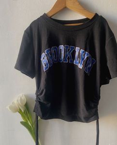 Brooklyn Graphic crop  Tee
