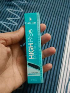 Character High Rise Mascara