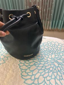 Hidesign Pure Leather Bucket Bag