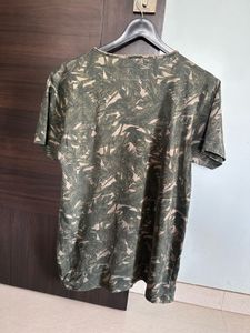 Men's Tropical Print T-Shirt