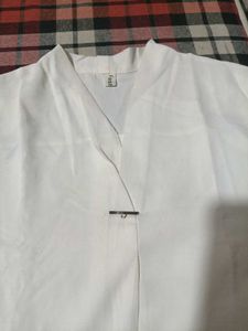 Chic White Long-Sleeve top