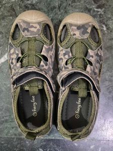 Brand new Kids Camo Sport Sandals in size 1