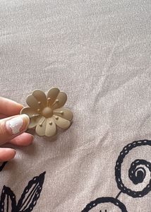 🌸 Cute Hair Claw Clips